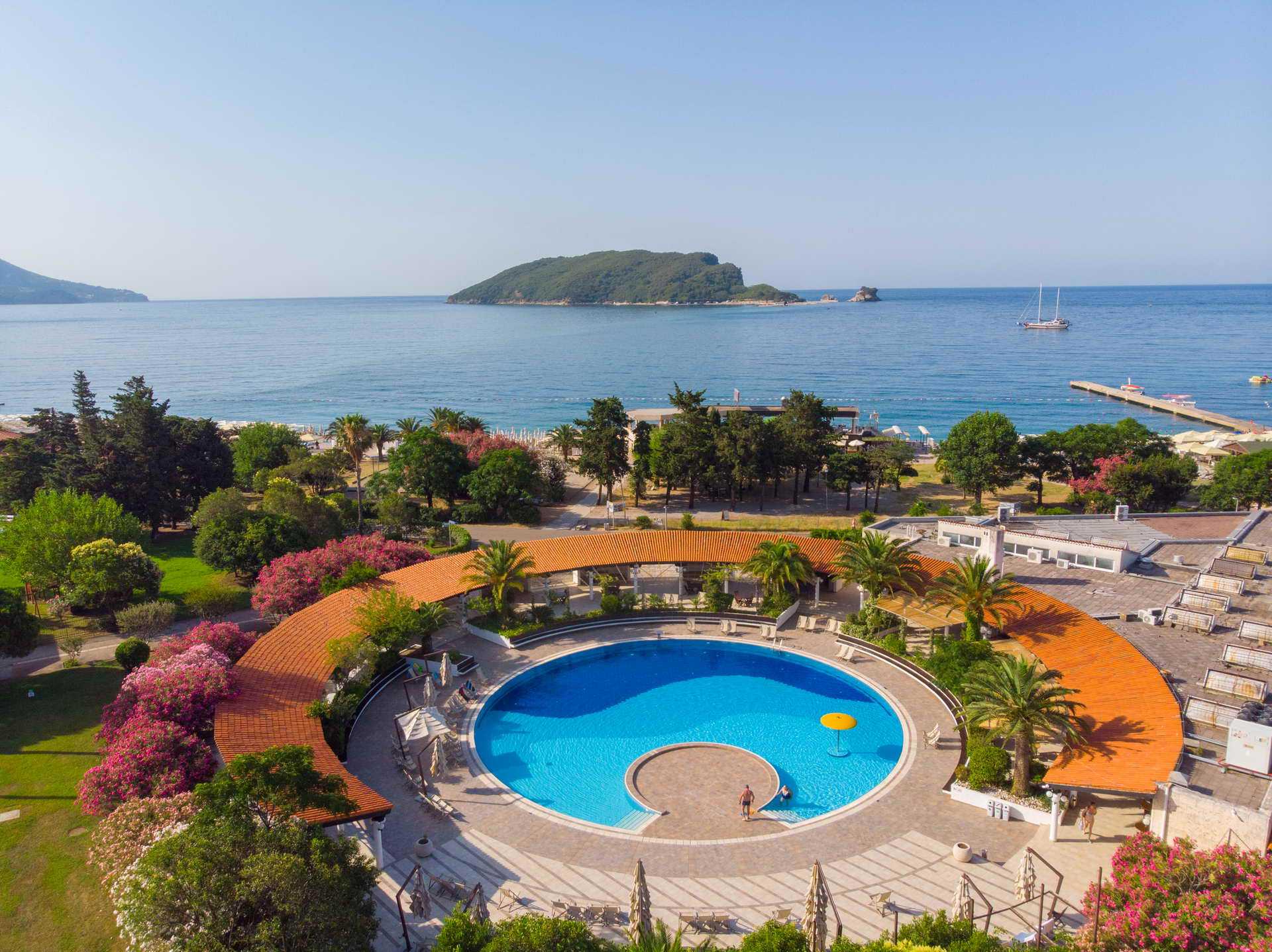Budva - Hotel Slovenska Plaža 4*