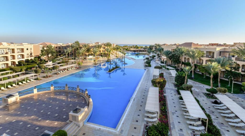 Jaz Aquamarine Resort 4*